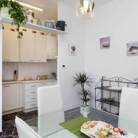 Sunny - 5 Posti Famiglie 10 Min Appartamento Rapallo